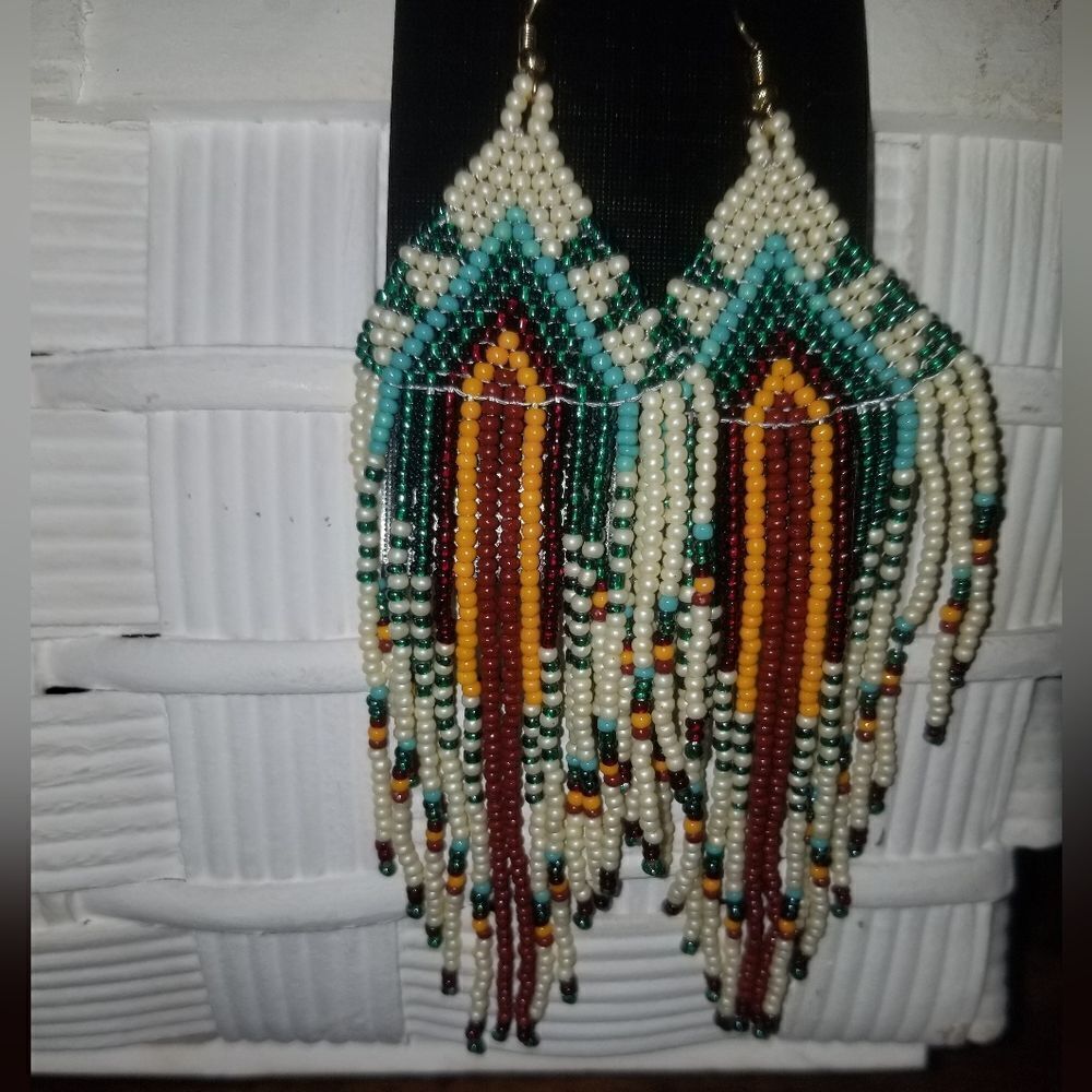 Earrings Multi Color Southwestern Bohemian Beaded Pierced New 25$